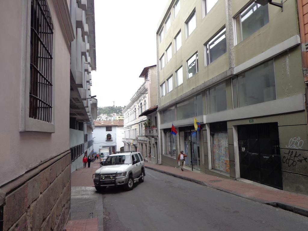 Hotel Escocie - Centro Historico Quito Esterno foto